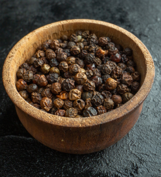 premium-black-pepper-sharvesh-traders